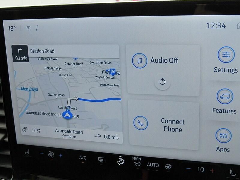 Used Ford Transit Limited 165 HP (121 kW) 2024 Moondust silver (metallic colour)