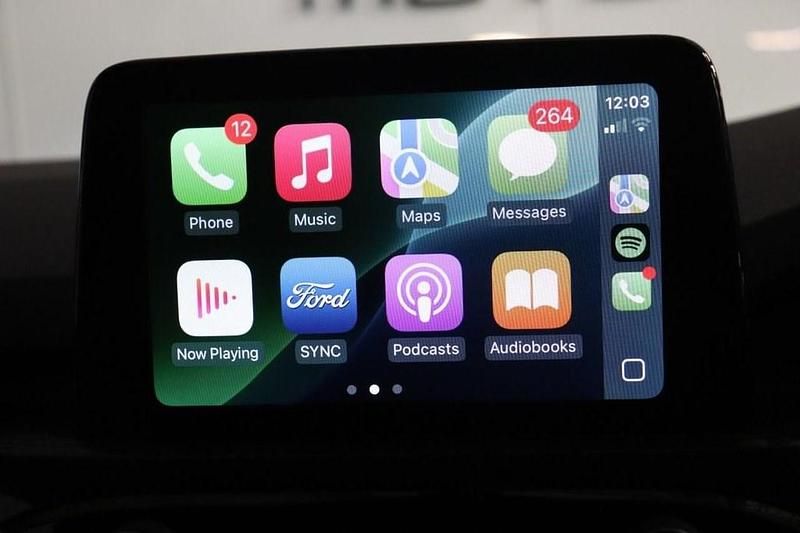 Used Ford Kuga ST-Line 225 HP (165 kW) 2023 Silver SUV