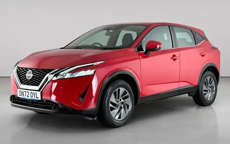 Used Nissan Qashqai Acenta Premium 158 HP (116 kW) 2022 Red SUV