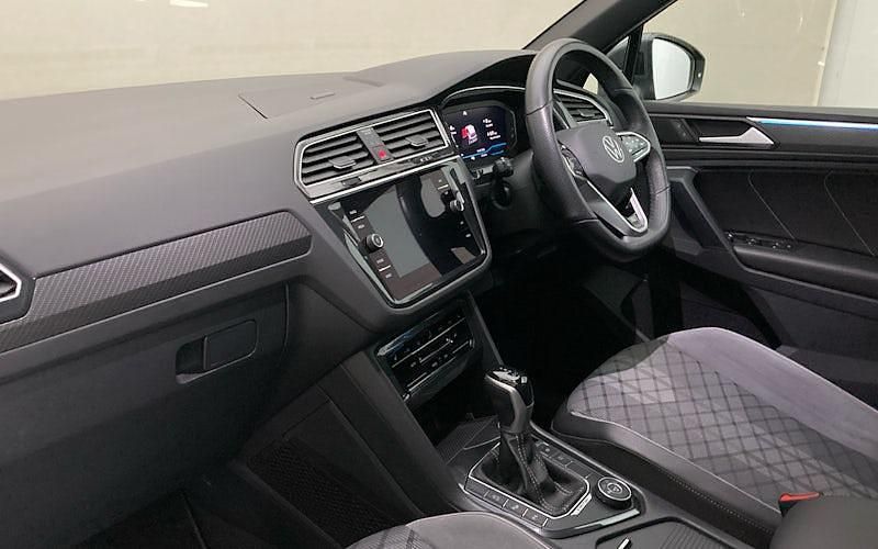 Used VW Tiguan R-line 150 HP (110 kW) 2023 SUV