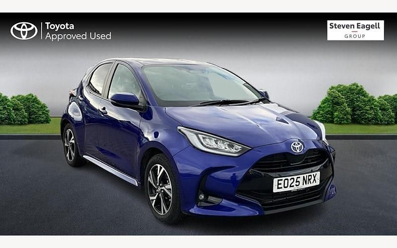 New 2025 Toyota Yaris Hybrid Design Hatchback | £22,164 - Image 1/3