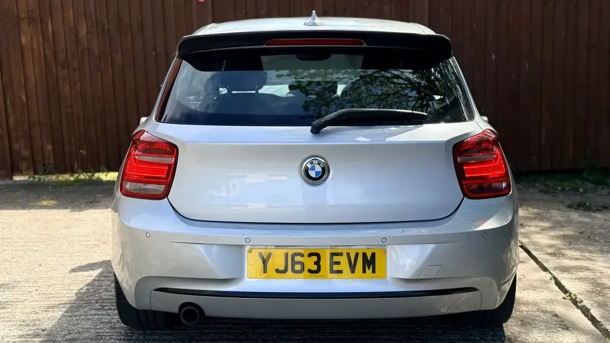 Used BMW 120 Sport Line 181 HP (133 kW) 2013 Silver Hatchback