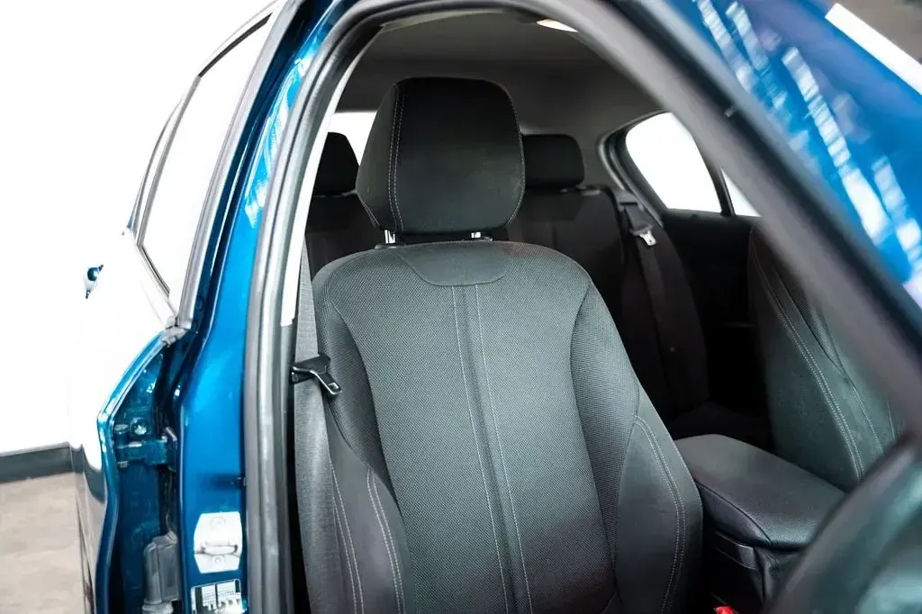 Used BMW 116 Sport Line 116 HP (85 kW) 2019 Blue Hatchback