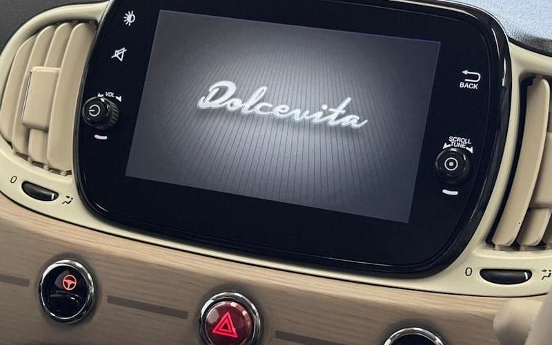 Used Fiat 500 Dolcevita 69 HP (50 kW) 2019 White Hatchback