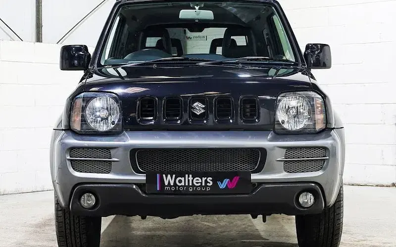 Used Suzuki Jimny SZ4 86 HP (63 kW) 2012 SUV