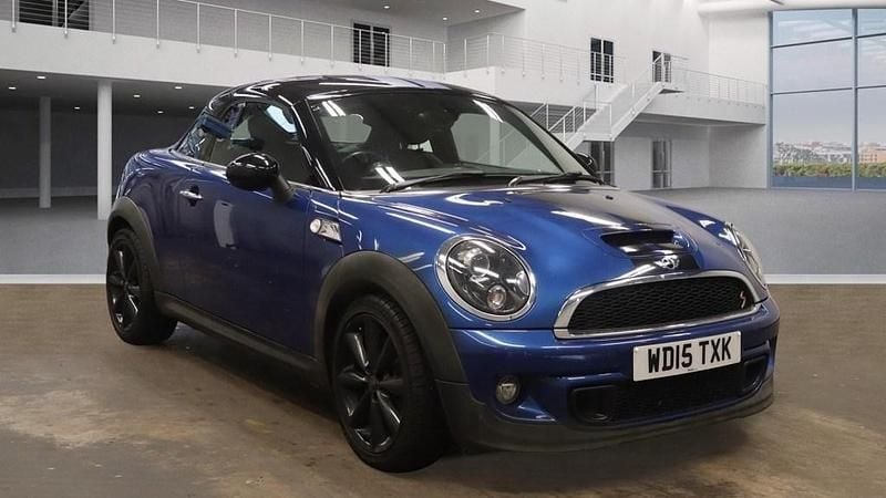 Lightning blue Used 2015 Mini Cooper S Coupé Chili Coupe | £6,775 (Good price) - Image 1/4