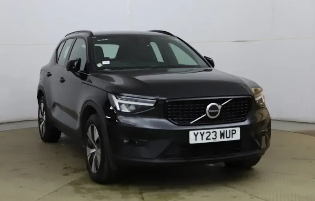 Used Volvo XC40 Plus 211 HP (155 kW) 2023 SUV