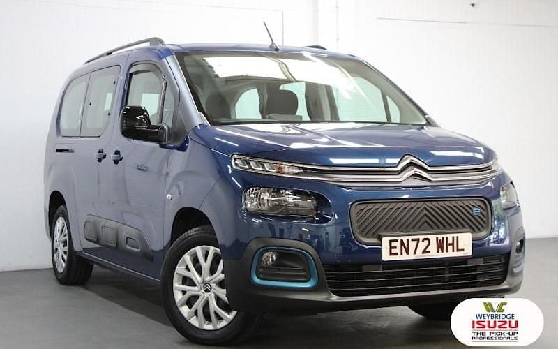 Used 2024 Citroën e-Berlingo Feel MPV | £14,995 (Good price) - Image 1/4