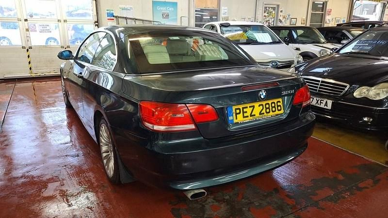 Used BMW 320 Cabriolet 170 HP (125 kW) 2007 Green Cabriolet