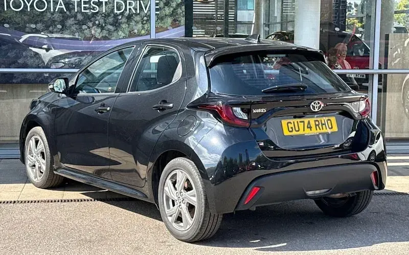 Used Toyota Yaris Hybrid 116 HP (85 kW) 2026 Hatchback