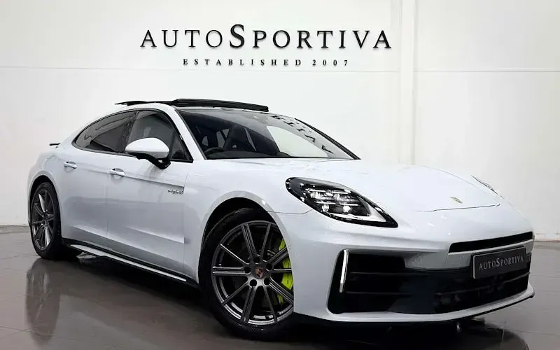 Used Porsche Panamera 4 E-Hybrid 470 HP (345 kW) 2025 Hatchback