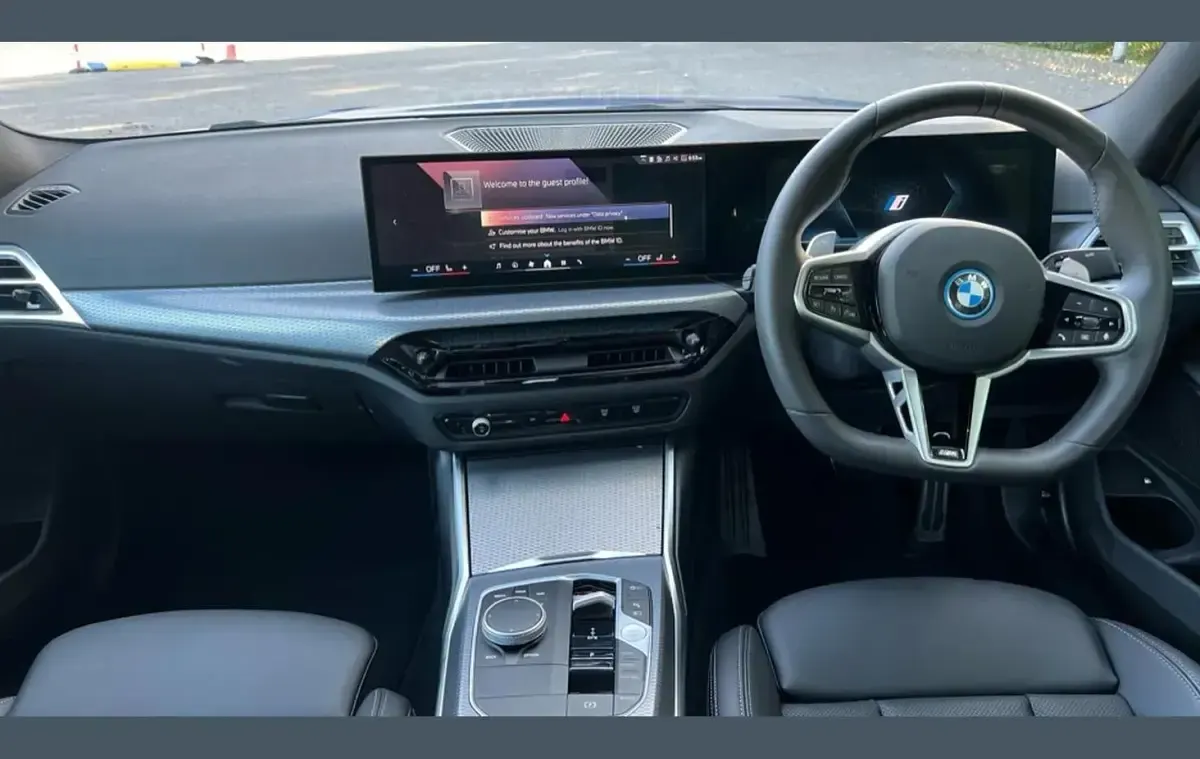 Used BMW 330 M Sport 288 HP (211 kW) 2025 Blue Sedan