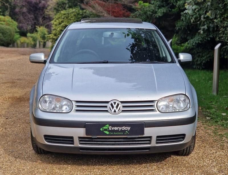 Silver Used 1999 VW Golf IV SE Hatchback | £599 - Image 1/1