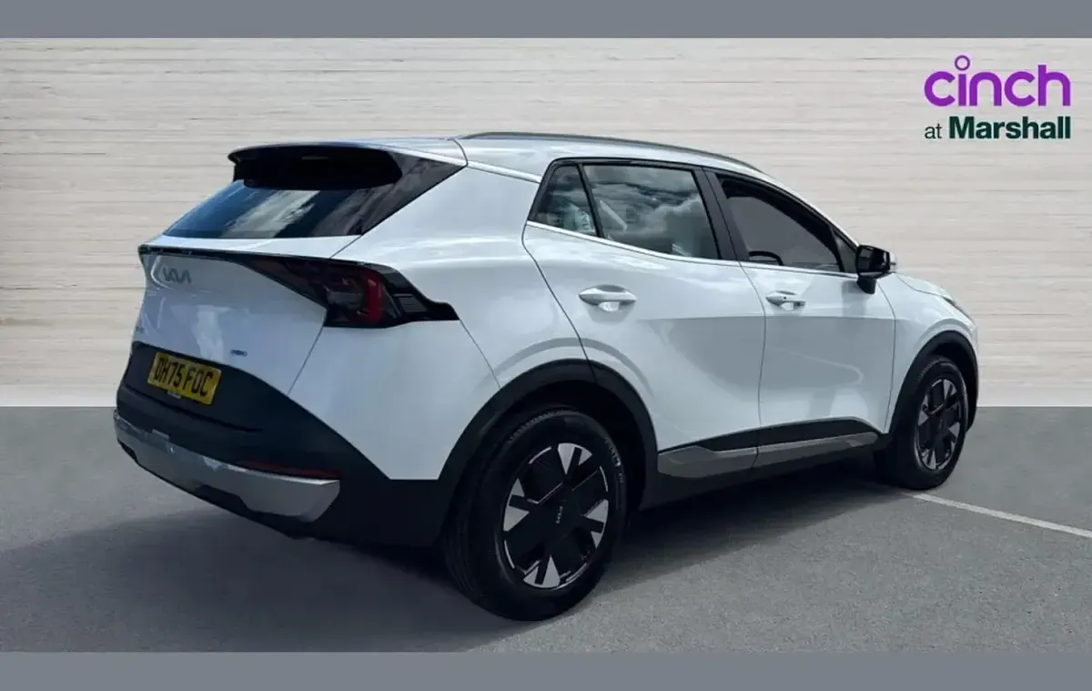 New Kia Sportage 234 HP (172 kW) 2026 White SUV