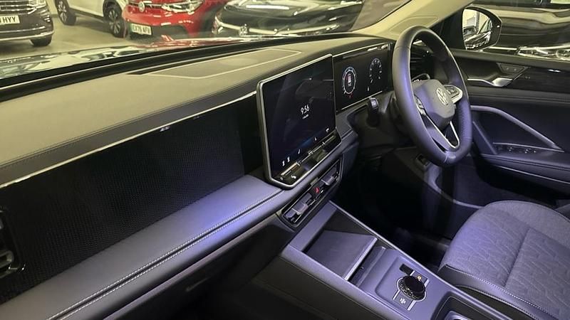 New VW Tiguan Match 150 HP (110 kW) 2026 Nightshade blue metallic SUV