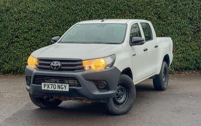 Used 2020 Toyota HiLux Active Pickup | £25,188 (A bit pricey) - Image 1/4