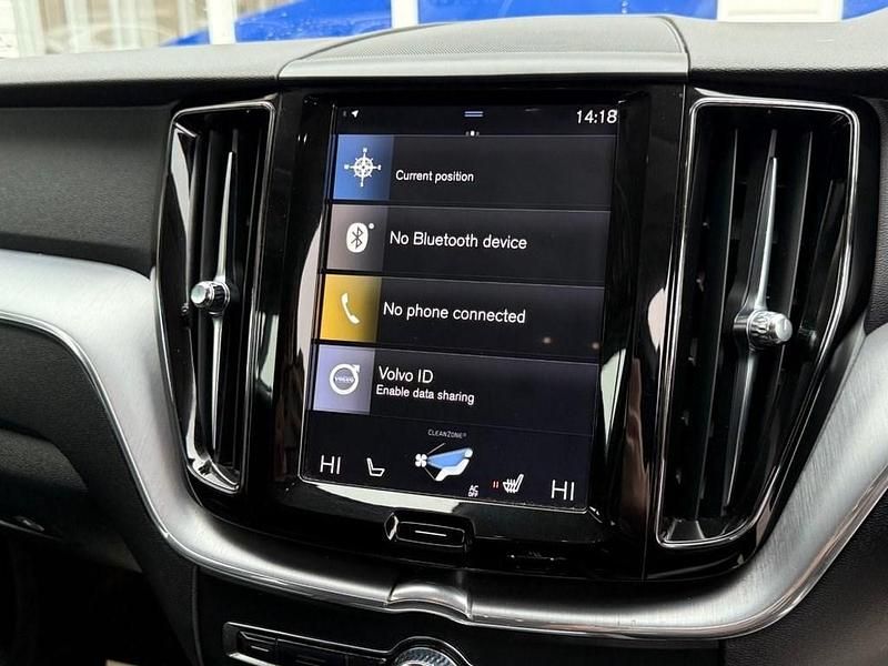 Used Volvo XC60 190 HP (139 kW) 2019 Red SUV