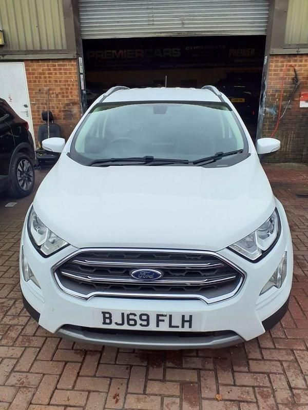 Usado Ford Ecosport Titanium 125 HP (91 kW) 2019 Branco SUV