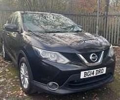 Black pearl Used 2014 Nissan Qashqai Acenta Premium SUV | £4,970 (Fair price) - Image 1/4
