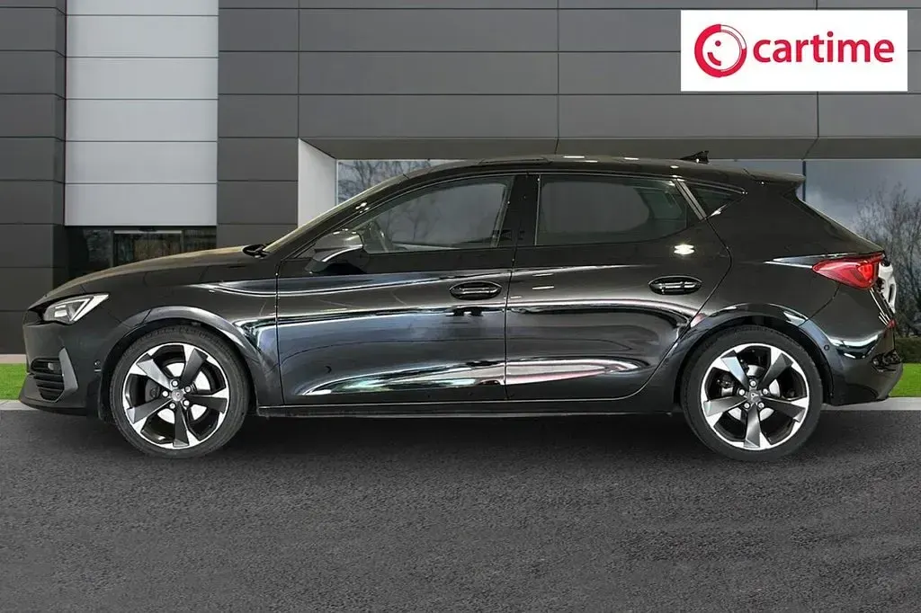 Used Cupra Leon 150 HP (110 kW) 2024 Black Hatchback