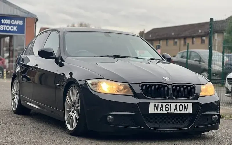 Used BMW 318 Performance 143 HP (105 kW) 2011 Sedan