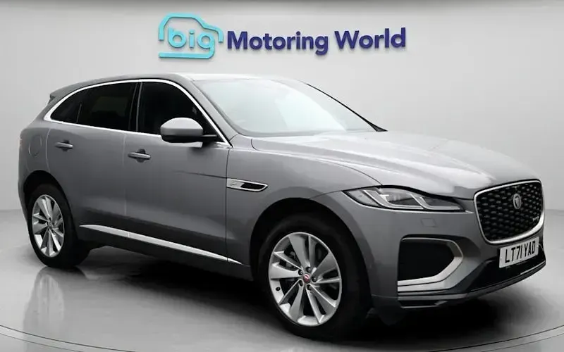 Używany Jaguar F-Pace R-Dynamic 250 KM (183 kW) 2021 SUV