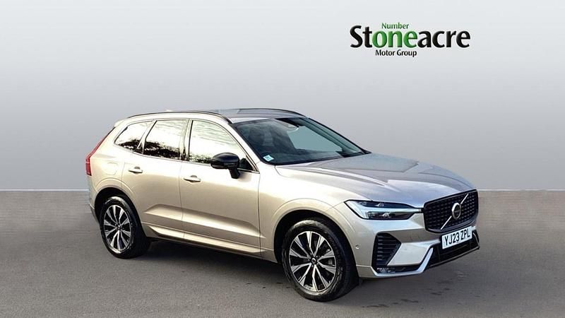 Used Volvo XC60 Plus 247 HP (181 kW) 2023 Gold SUV