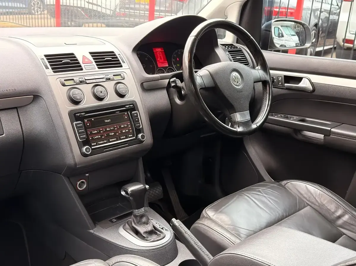 Used VW Touran Sportline 170 HP (125 kW) 2008 Grey MPV
