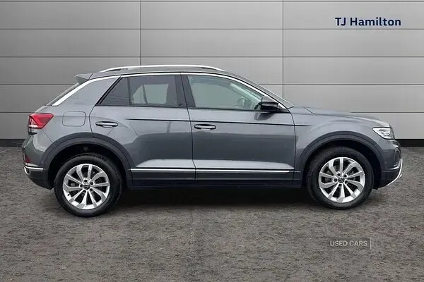 Used VW T-Roc Style 150 HP (110 kW) 2024 Grey SUV