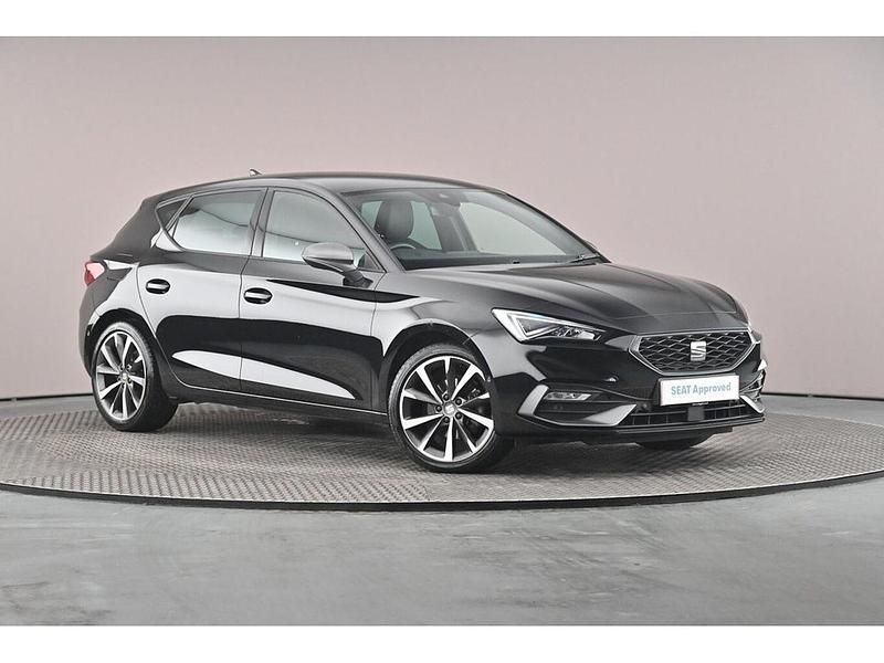 Used 2024 Seat Leon FR Sport Hatchback | £19,778 (Fair price) - Image 1/4