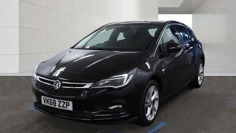 Used Vauxhall Astra SRi 136 HP (100 kW) 2018 Black Hatchback
