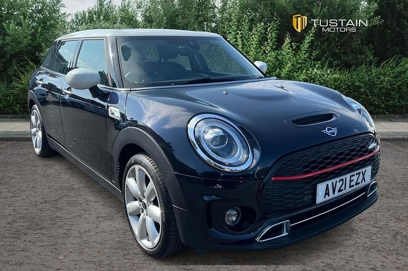 Blue/black Used 2021 Mini Cooper Clubman Exclusive Estate | £21,499 (Fair price) - Image 1/4