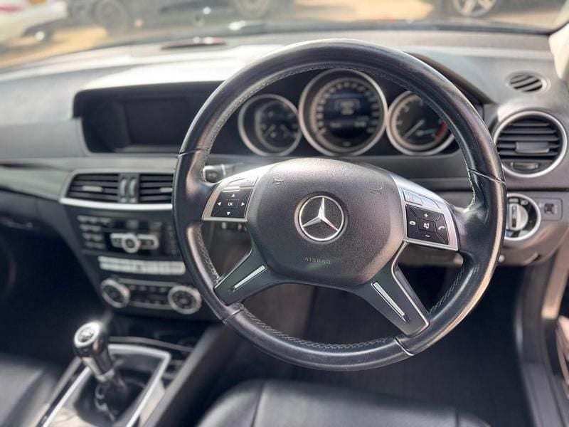 Used Mercedes C220 Executive 2013 Black Sedan