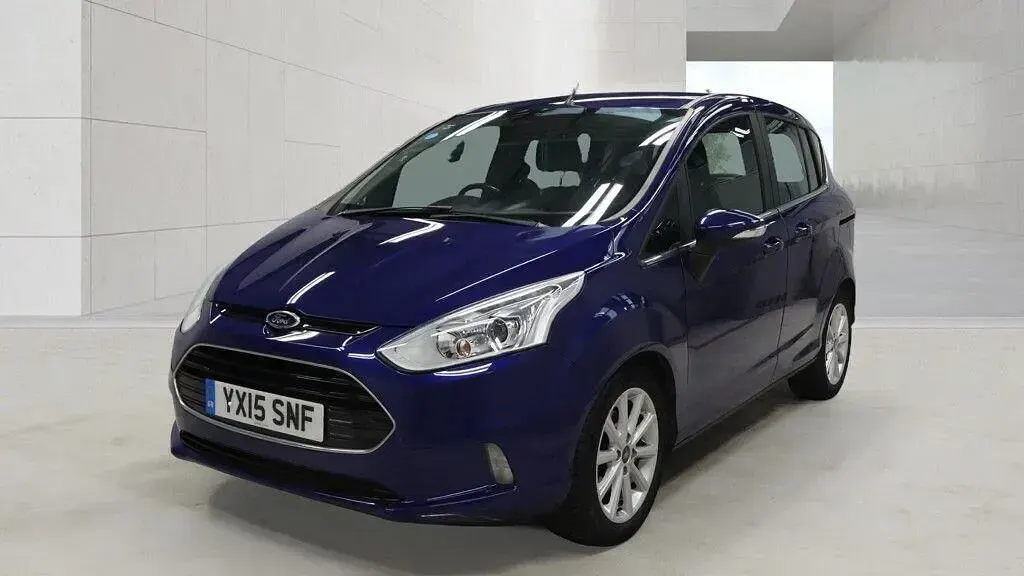 Used Ford B-MAX Titanium 2015 Blue MPV