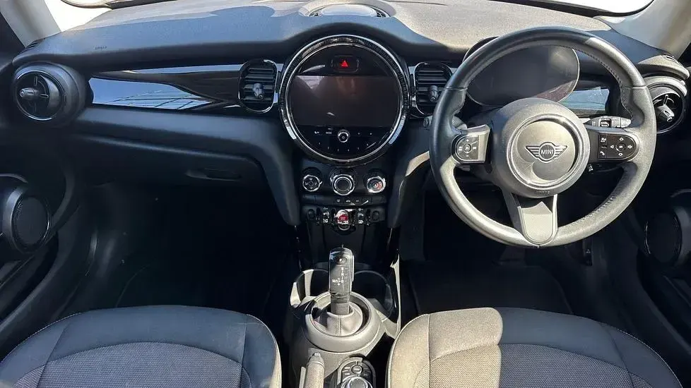 Used Mini ONE Classic 101 HP (74 kW) 2022 Grey Hatchback