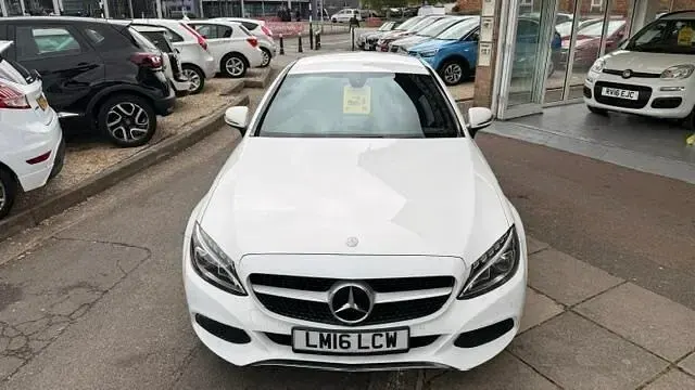 Used Mercedes C220 170 HP (125 kW) 2016 Polar white Coupe