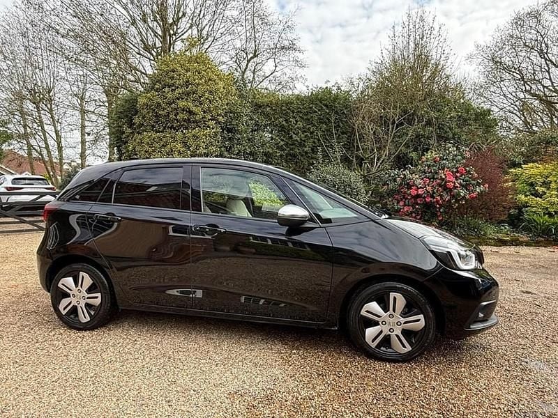 Begagnad Honda Jazz EX 109 HK (80 kW) 2022 Svart Halvkombi