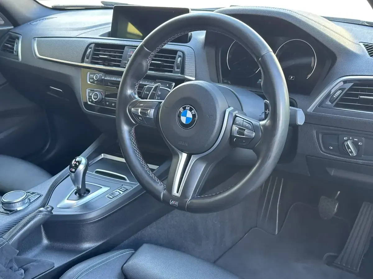 Begagnad BMW M2 M Performance 370 HK (272 kW) 2018 Blå Sportkupé