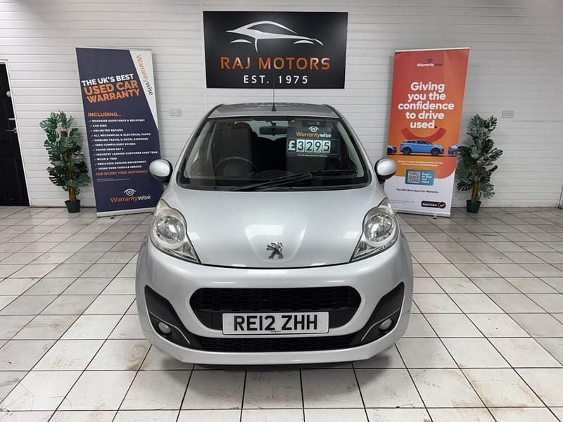 Used Peugeot 107 Active 68 HP (50 kW) 2012 Silver Hatchback