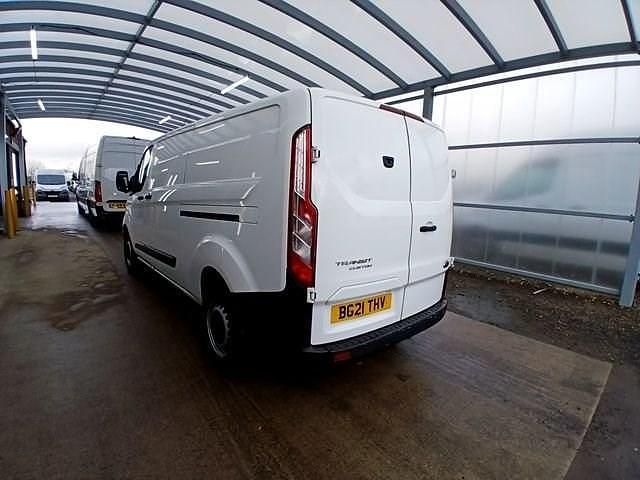 Used Ford Transit Custom S 105 HP (77 kW) 2021 White Van