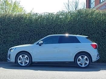 Gebraucht Audi Q2 S-Line 150 PS (110 kW) 2023 Weiß SUV