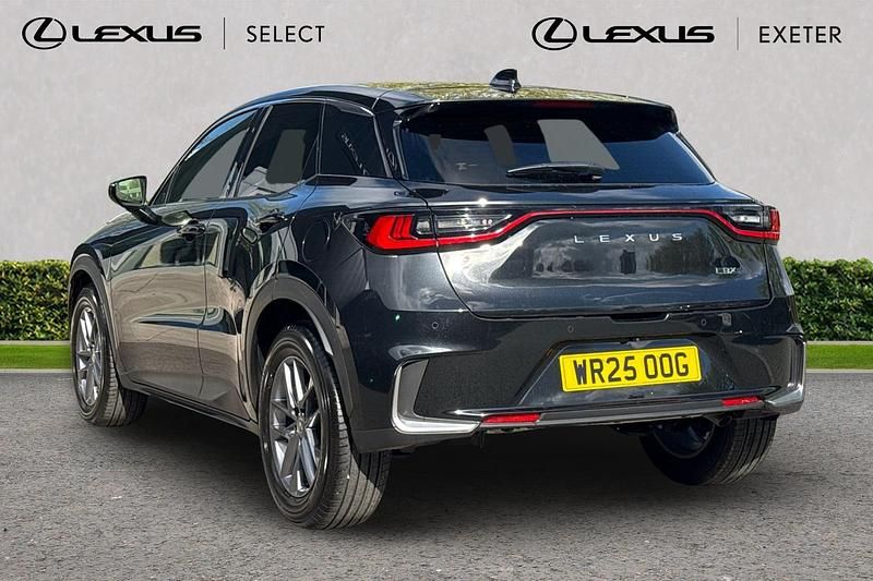 Used Lexus LBX 136 HP (100 kW) 2025 Eclipse black SUV