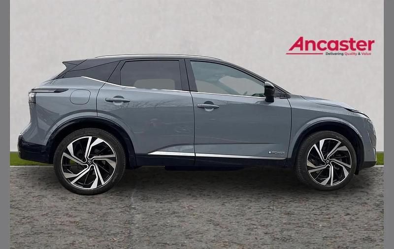 Used Nissan Juke Tekna 112 HP (82 kW) 2022 Silver SUV