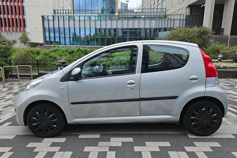 Silver Used 2012 Peugeot 107 Hatchback | £1,550 (Super price) - Image 1/1