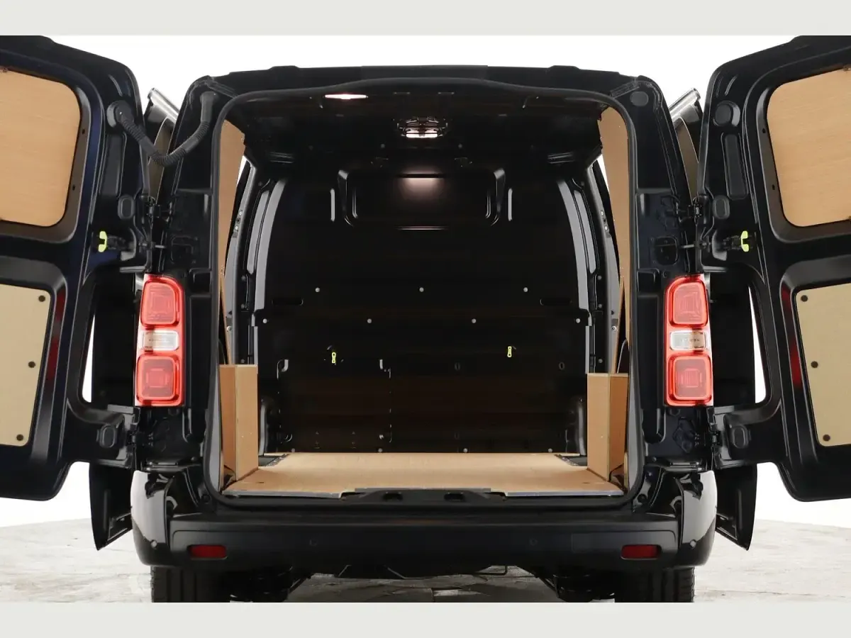 New Citroën Dispatch 120 HP (88 kW) 2025 Black MPV