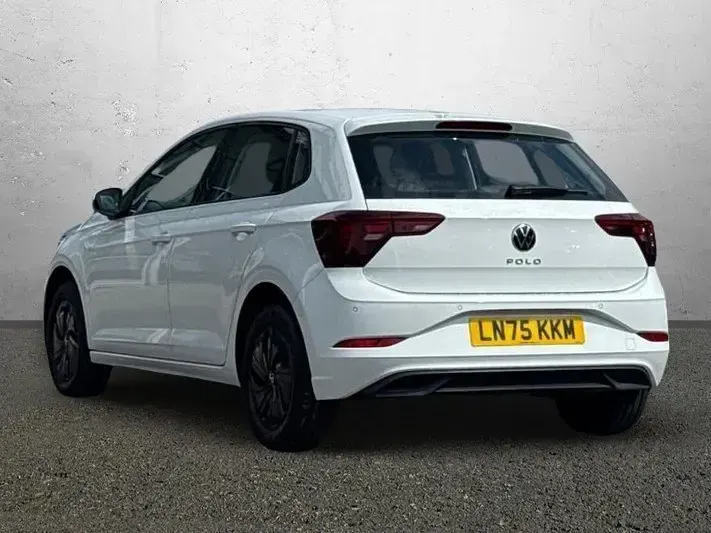 Używany VW Polo Life 95 KM (69 kW) 2025 Biały Hatchback