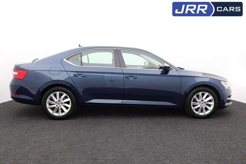 Used Skoda Superb SE 150 HP (110 kW) 2023 Blue Hatchback