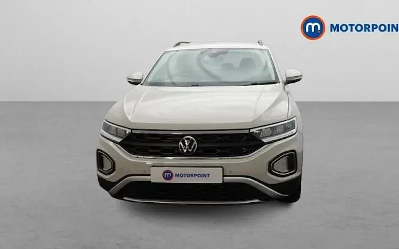 Used VW T-Roc Life 150 HP (110 kW) 2024 SUV