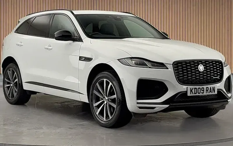 Used Jaguar F-Pace R-Dynamic 204 HP (150 kW) 2024 SUV