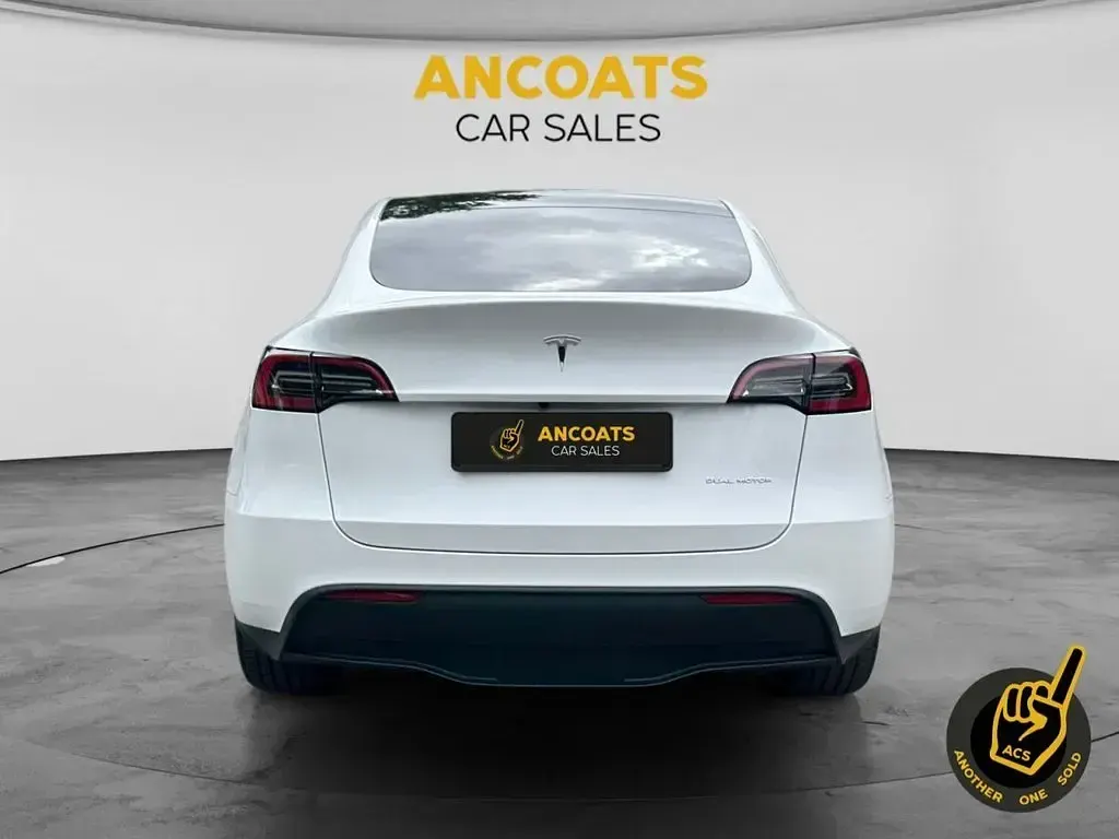 Used Tesla Model Y Long Range AWD 378 kW (514 HP) 2023 White SUV